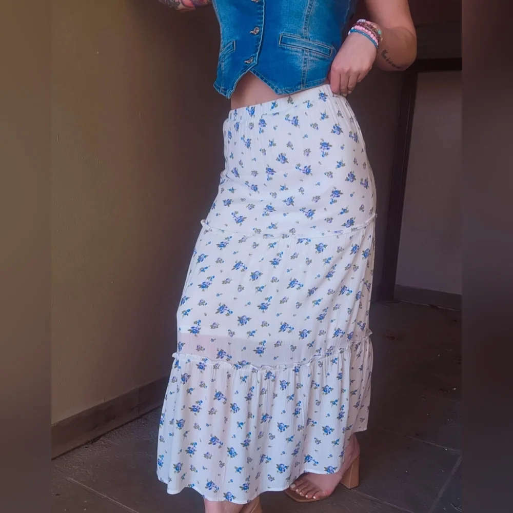 White Maxi Skirt with Blue Floral Print - Picture 3 of 8